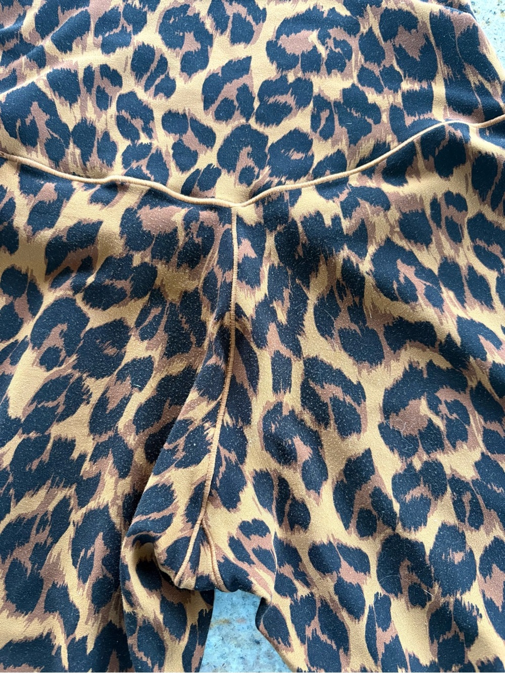 Aerie offline matching Leopard Print Sports Bra and Leggings Set - Brown & Black - Picture 9 of 9